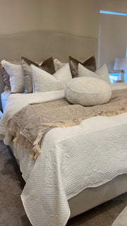 Harmony ivory Coverlet queen / king