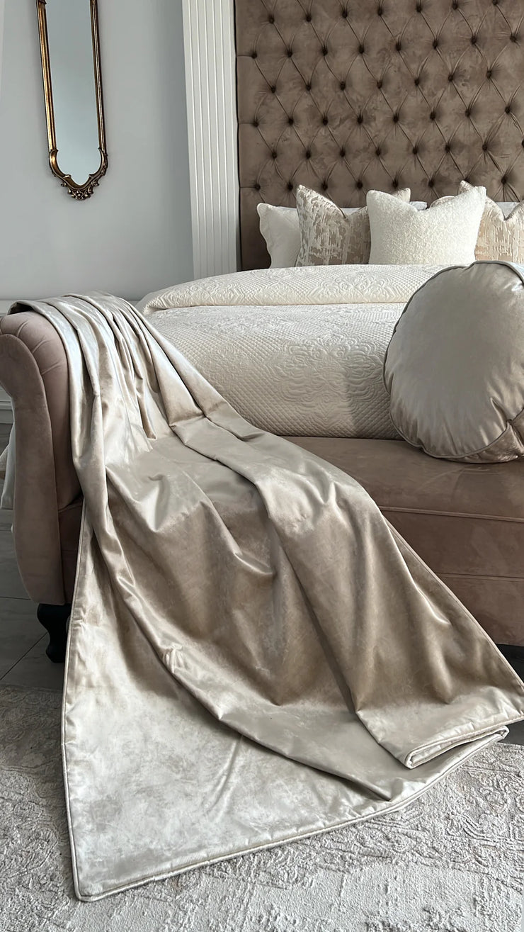 De luxe nude throw 140x220cm