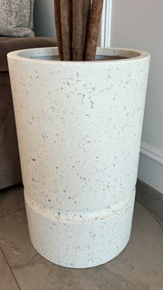 Yukka Artificial plant / pebble pot